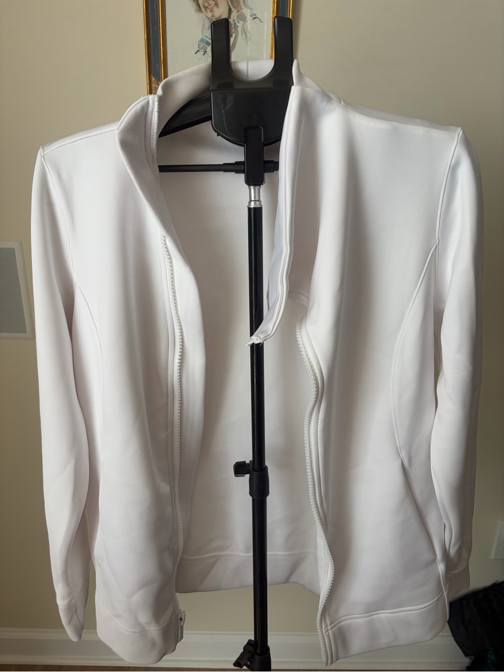 Simply Vera Wang White Zip Up Jacket Women's M
